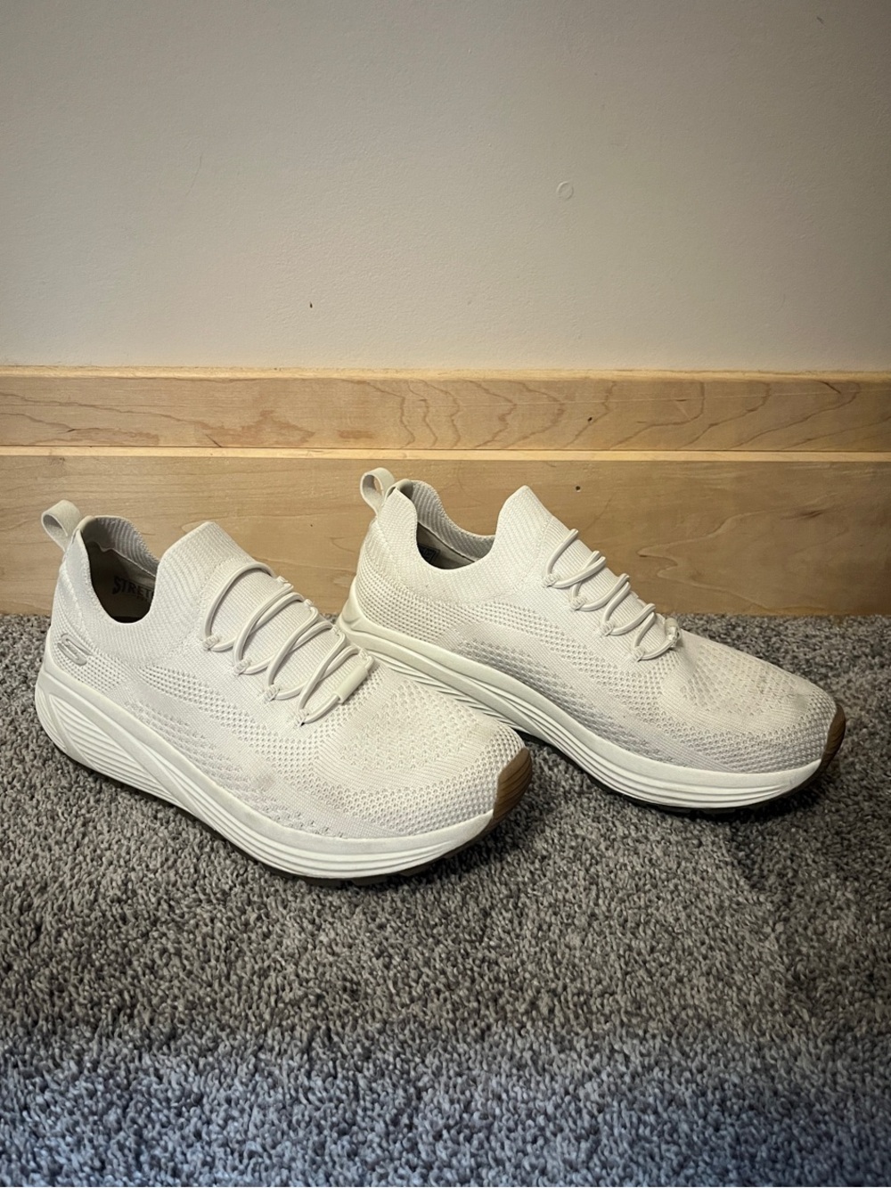 Skechers White Slip-On Sneakers - women’s